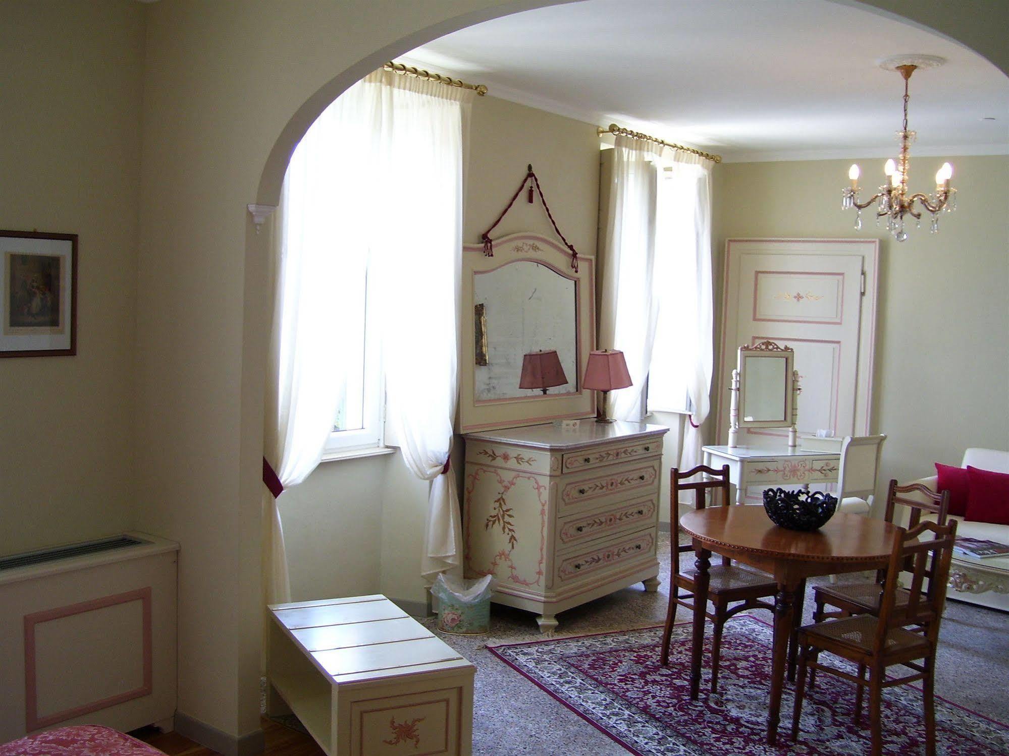 Villa La Mirabella Cadenabbia ภายนอก รูปภาพ